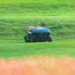Runaway golf cart causes chaos at the Travelers Championship